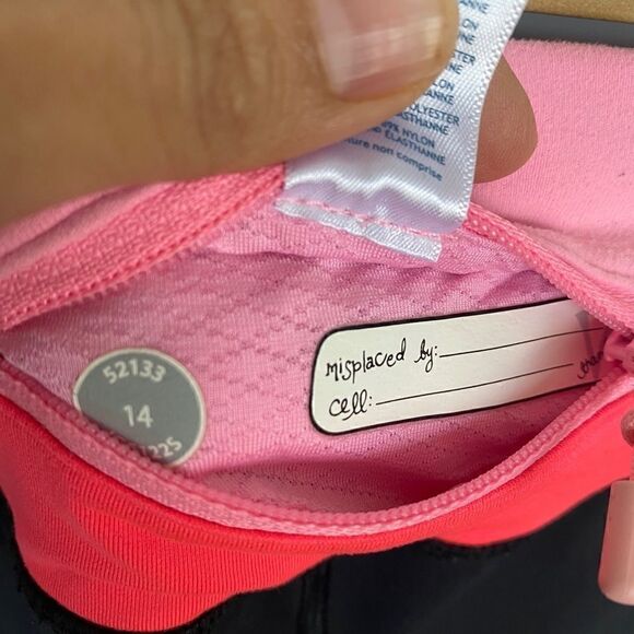 Ivivva Pink And Black Girls Crop - Picture 6 of 6